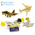 Venta caliente sin pedido mínimo insignia de avión de metal 3d personalizado pin de solapa airbus de avión chapado en oro plateado